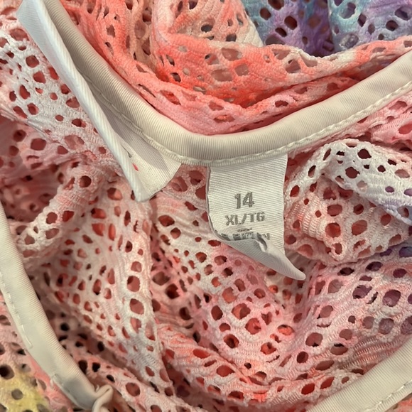 Children’s Place beach cover-up - Picture 4 of 4